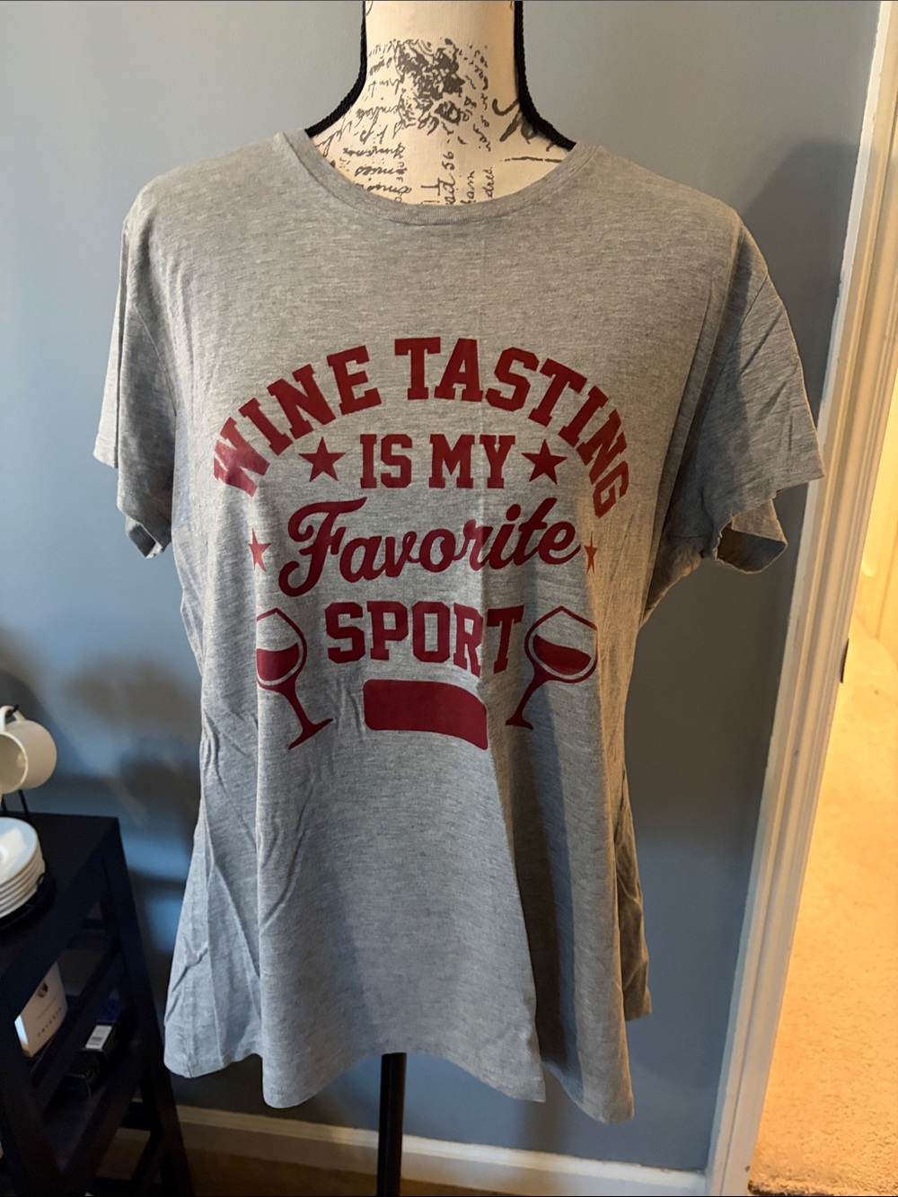 NWOT 2XL Graphic Tee - Wine Tasting Is My Favorite Sport - Gray/Red